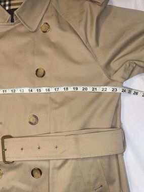 Burberrys Vintage Stainless Steel Collar Coat Balmacaan Nova